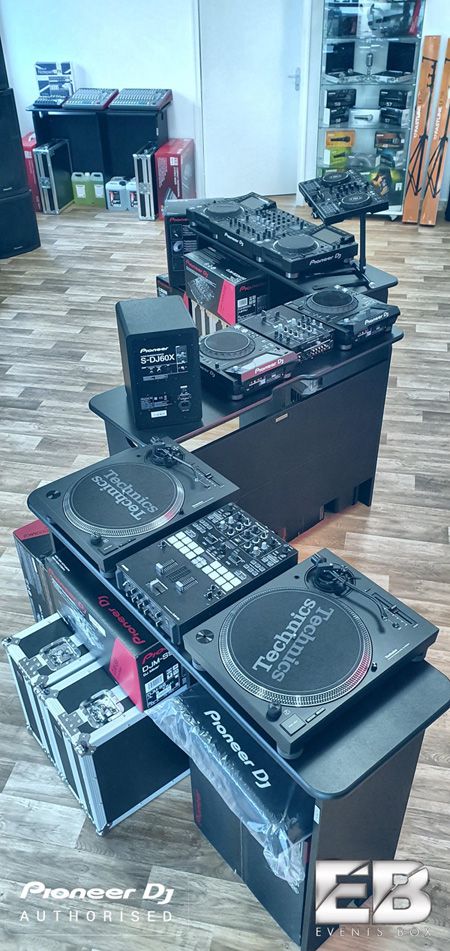Magasin d'équipement DJ près de Landerneau / Brest dans le Finistère Magasin d'équipement DJ près de Landerneau / Brest dans le Finistère