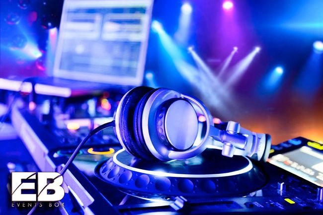 Equipement sono, éclairage, DJ en location près de Brest Equipement sono, éclairage, DJ en location près de Brest