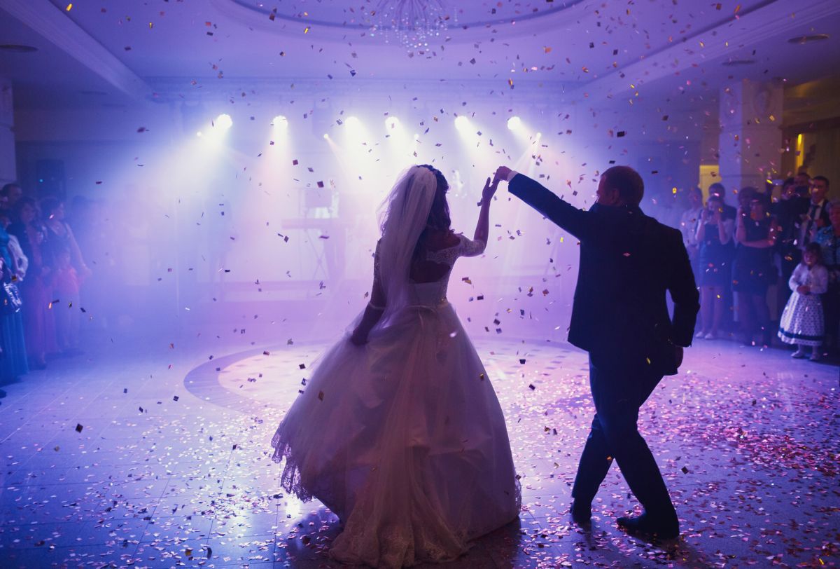 Animation de votre mariage par un DJ professionnel Animation de votre mariage par un DJ professionnel