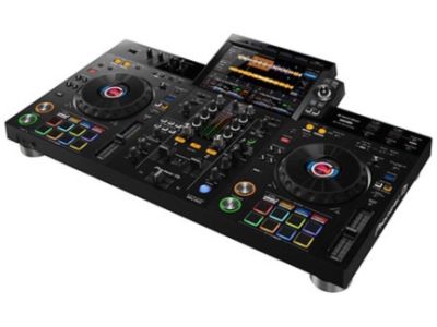 Pioneer XDJ-RX3 ! 💫
À découvrir au magasin ! (Location et achat)

Système DJ tout-en-un, 2 voies proposant une multitude de fonctions directement héritées du...