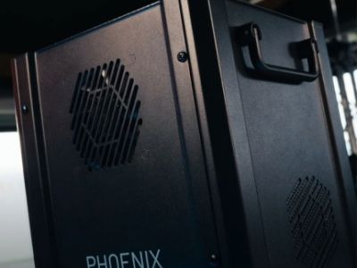 Besoin d’enflammer ta soirée ? On a ce qu’il te faut ! ✨

Algam Phœnix de chez @algam.webstore, c’est la machine qui fait passer ta soirée au niveau...