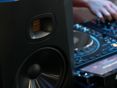 Chez Events Box, la qualité n’est pas une option, c’est un standard ! ✨

🔉 | Aujourd’hui focus sur les enceintes ADAM Audio, une référence dans l’univers du...